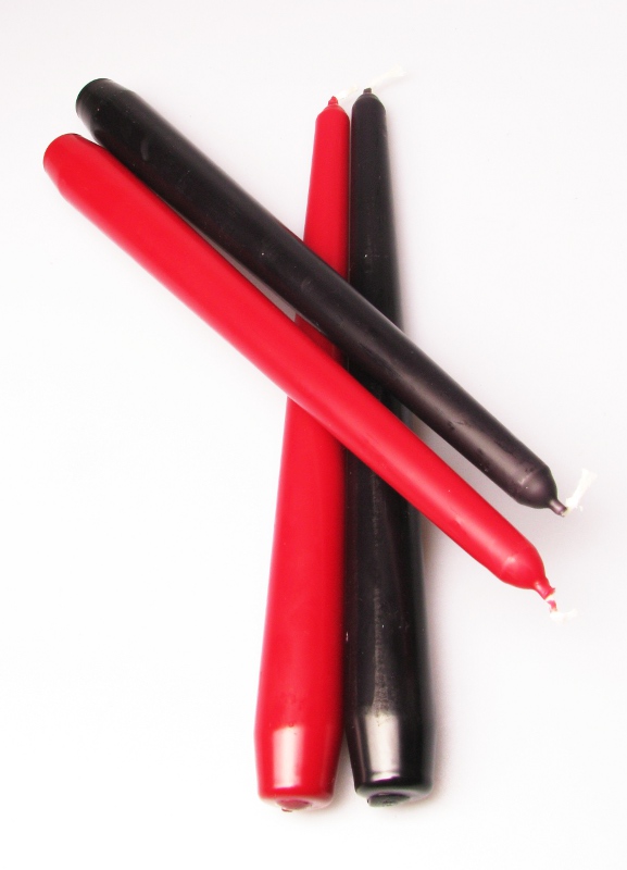 SM-Toy Kerzen - 4 Stück rot-schwarz